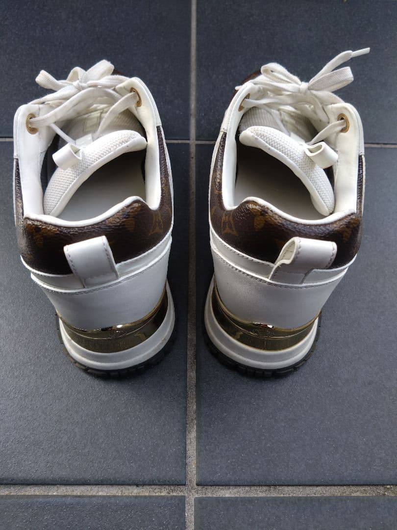 ルイ・ヴィトン ランアウェイ スニーカー