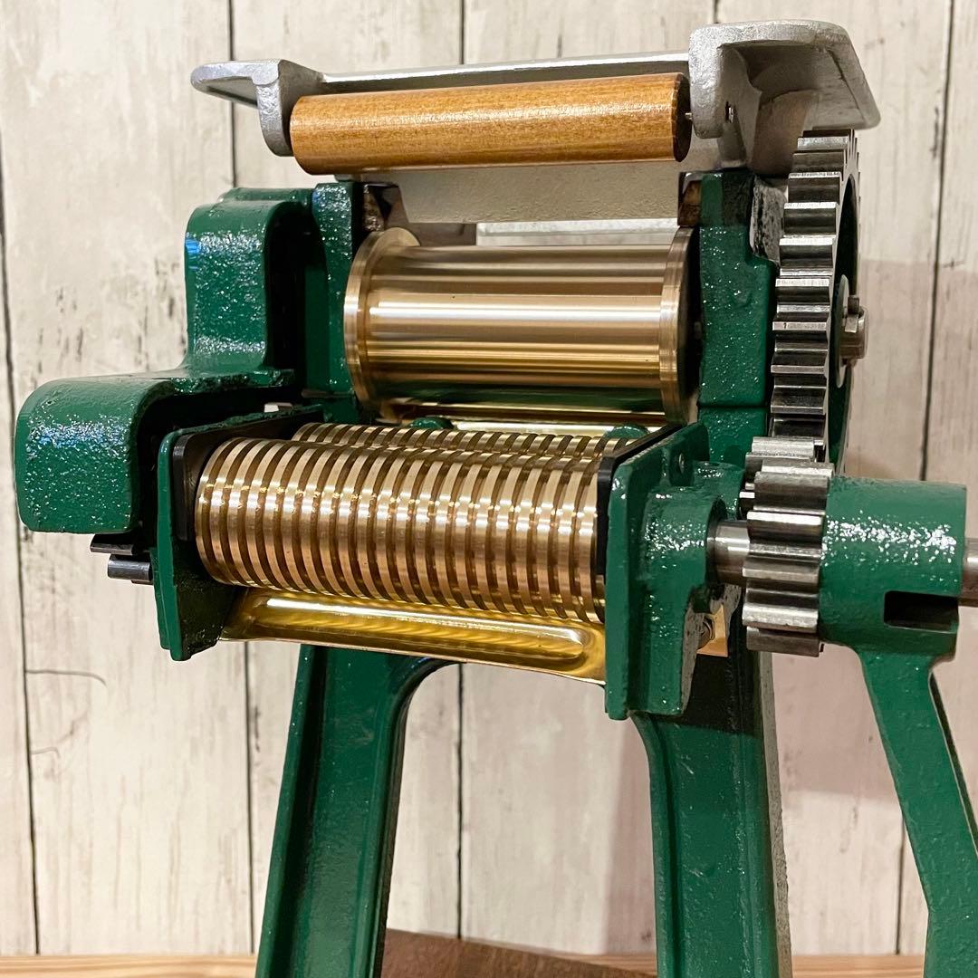 小野式製麺機 【2508-02】 説明書コピー有り　冷たい麺にも◎