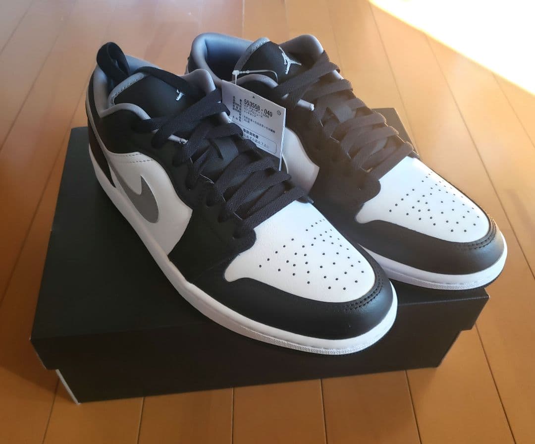Nike Air Jordan 1 Low　ブラックホワイト