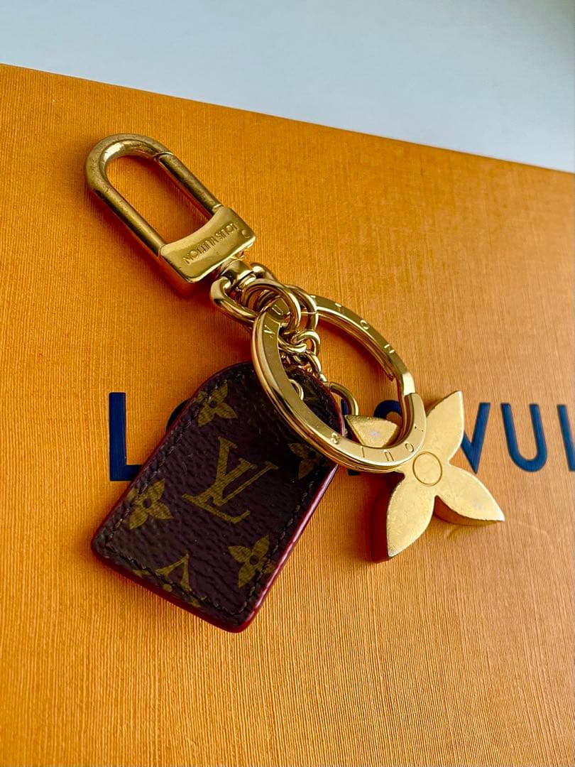 美品✨ルイヴィトンモノグラム ポルトクレ LVフォーユー キーリング ゴールド
