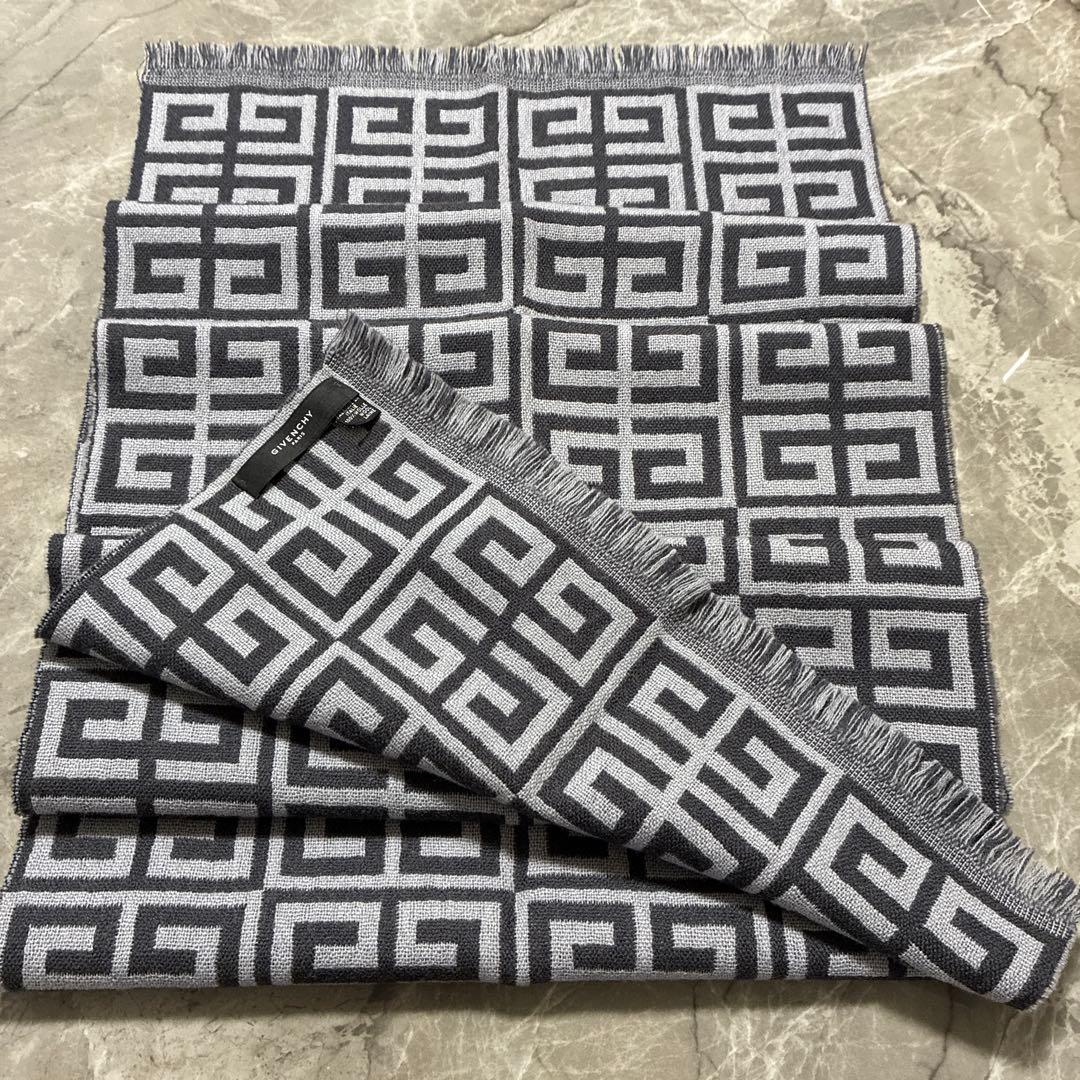 Givenchy ジバンシー マフラー 総柄 ウール100%イタリア製