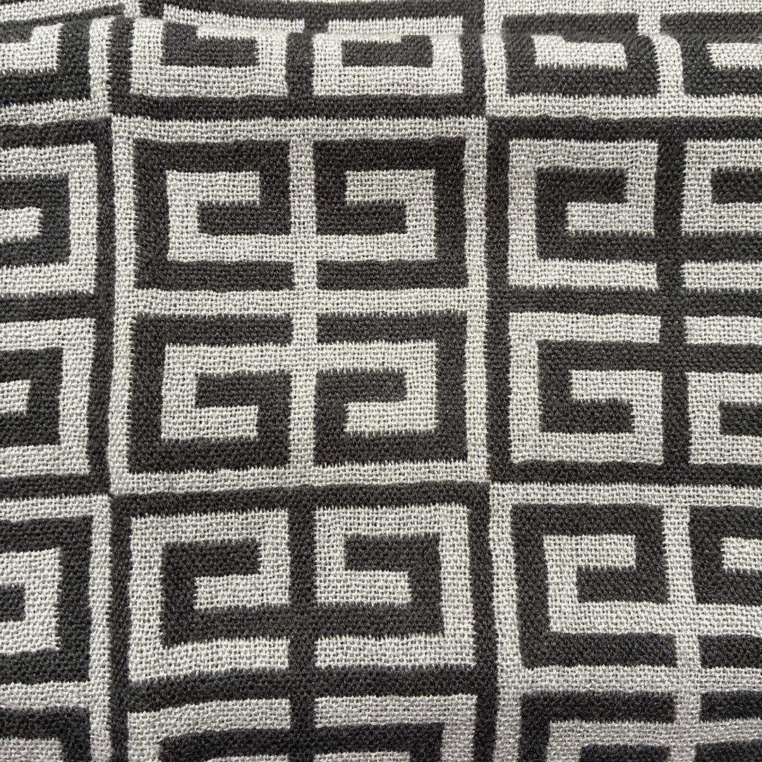 Givenchy ジバンシー マフラー 総柄 ウール100%イタリア製