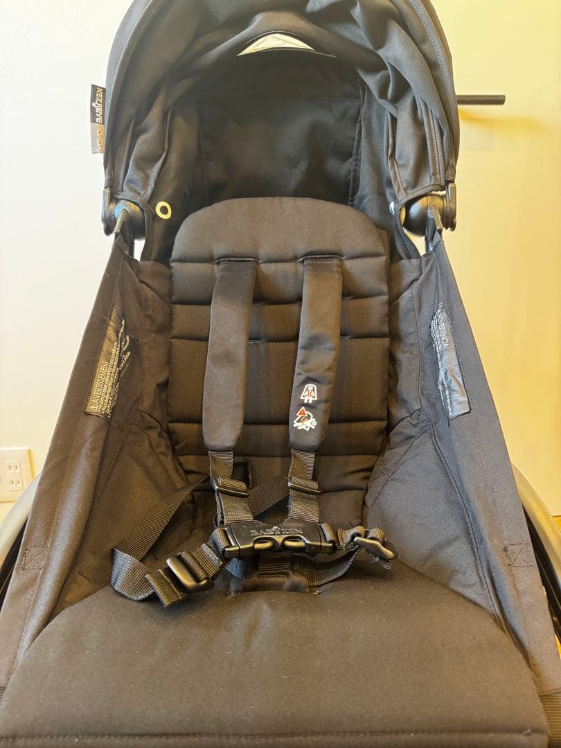 ベビーゼン ベビーカー ヨーヨープラス 6+ ブラックフレーム　レインカバー付き