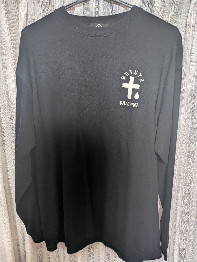 SRVNTZ PHATRNK 　長袖　ロンT
