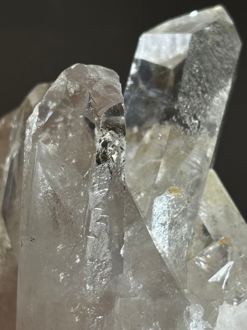 ブラジル　ゼッカデソーザ産　クリアクォーツクラスター　136g. 天然石