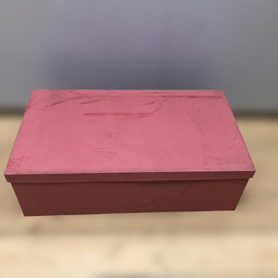 【送料無料】ヴィンテージ調 メタル収納ボックス スチール製　250805-1