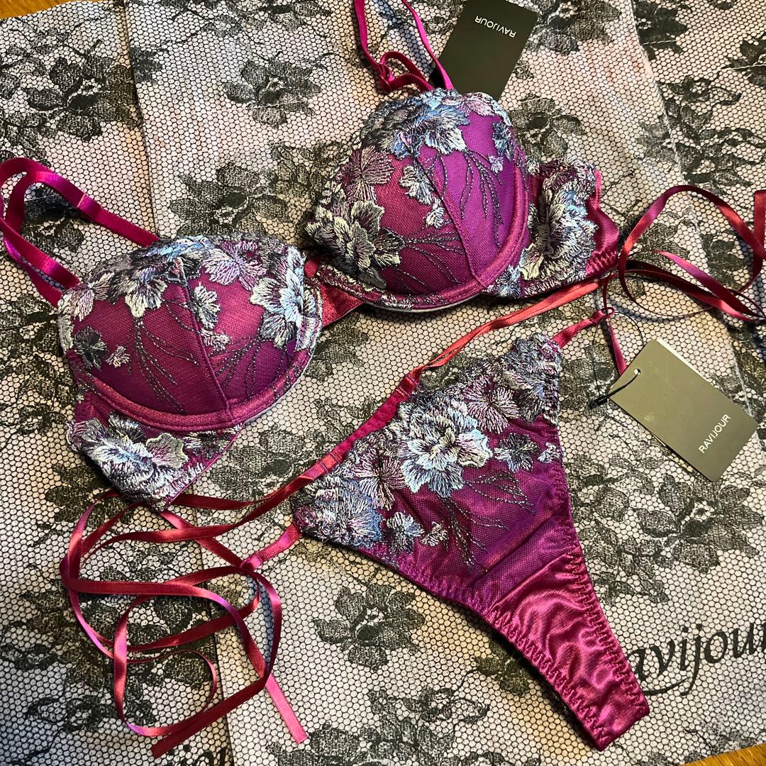 ☆Ravijour ☆sexypurple☆B70☆激レア☆TバックS