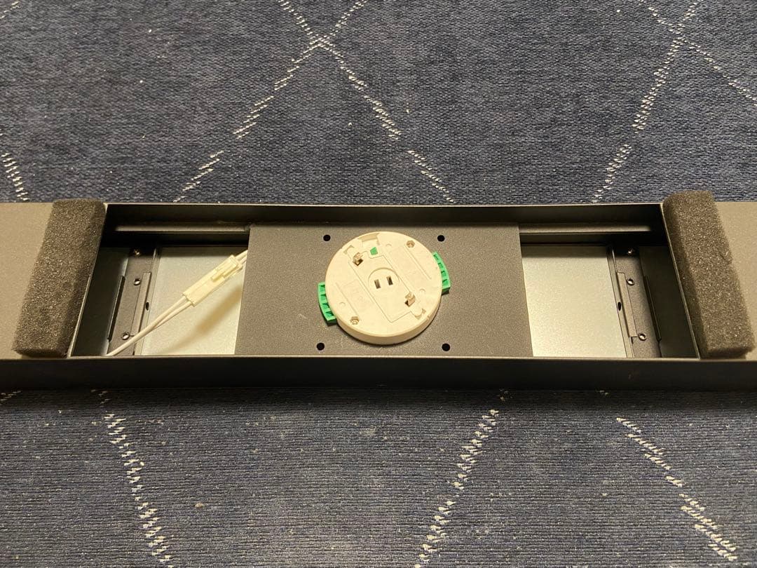 かなでもの　オフィスライト　ネジ欠品