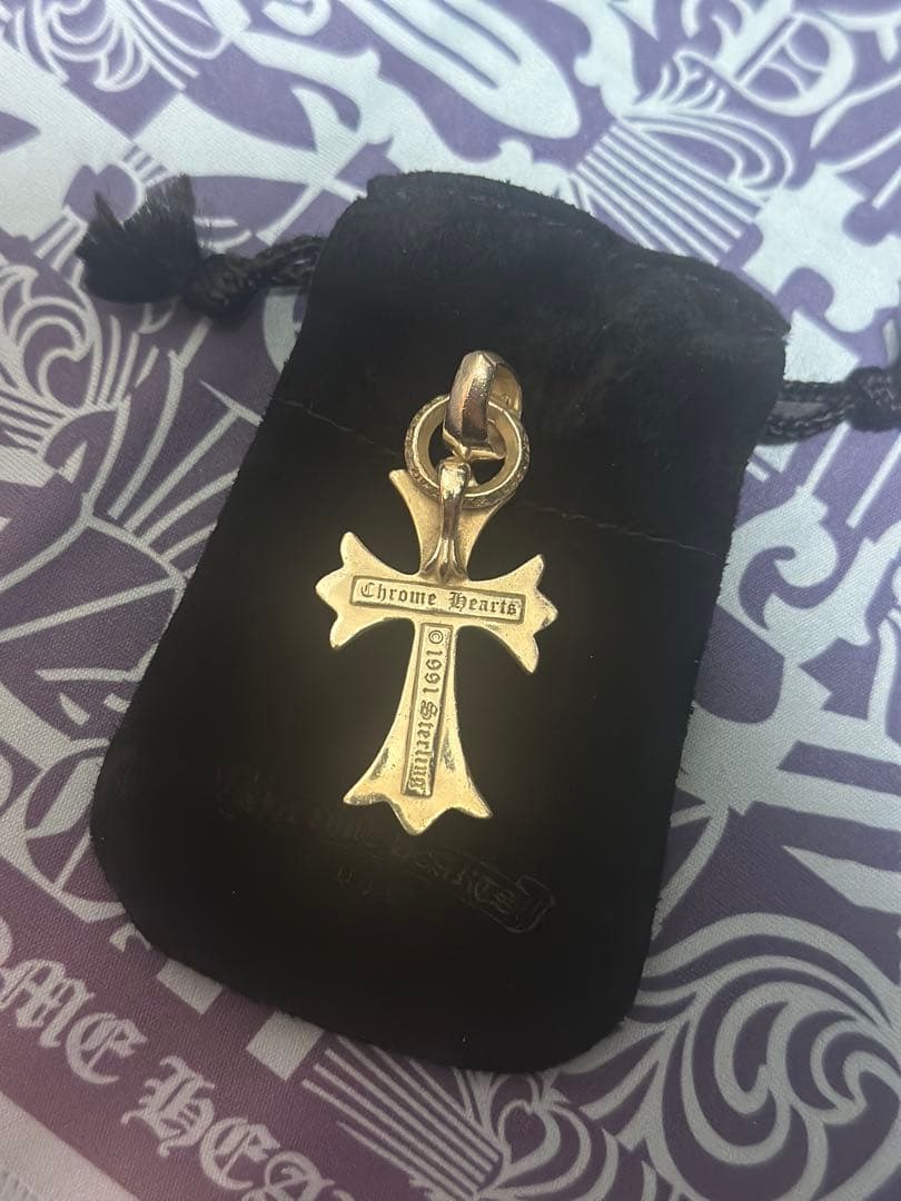 メルカリ購入品　スモールクロスwithベイル パヴェ
