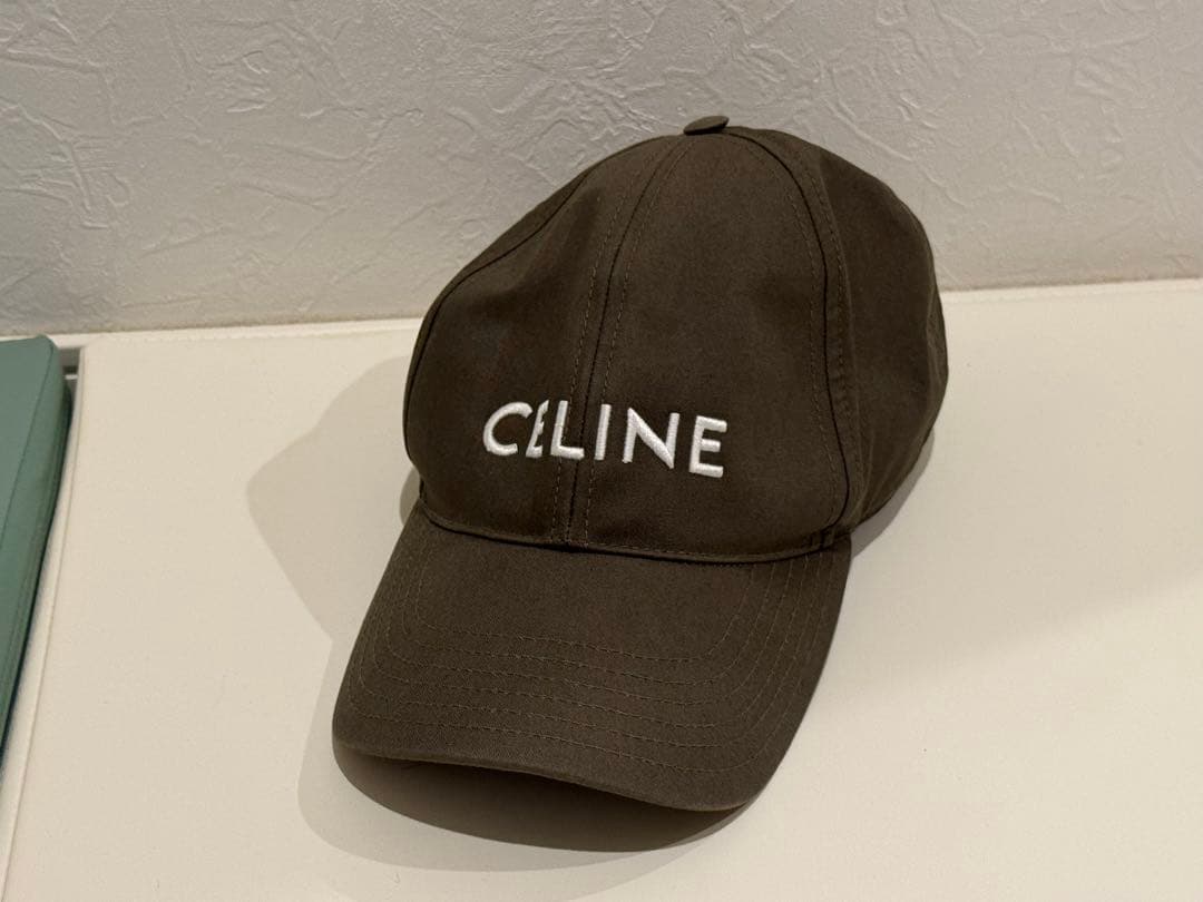 CELINE カーキ　ベースボールキャップ