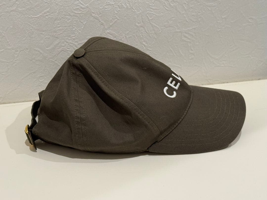 CELINE カーキ　ベースボールキャップ