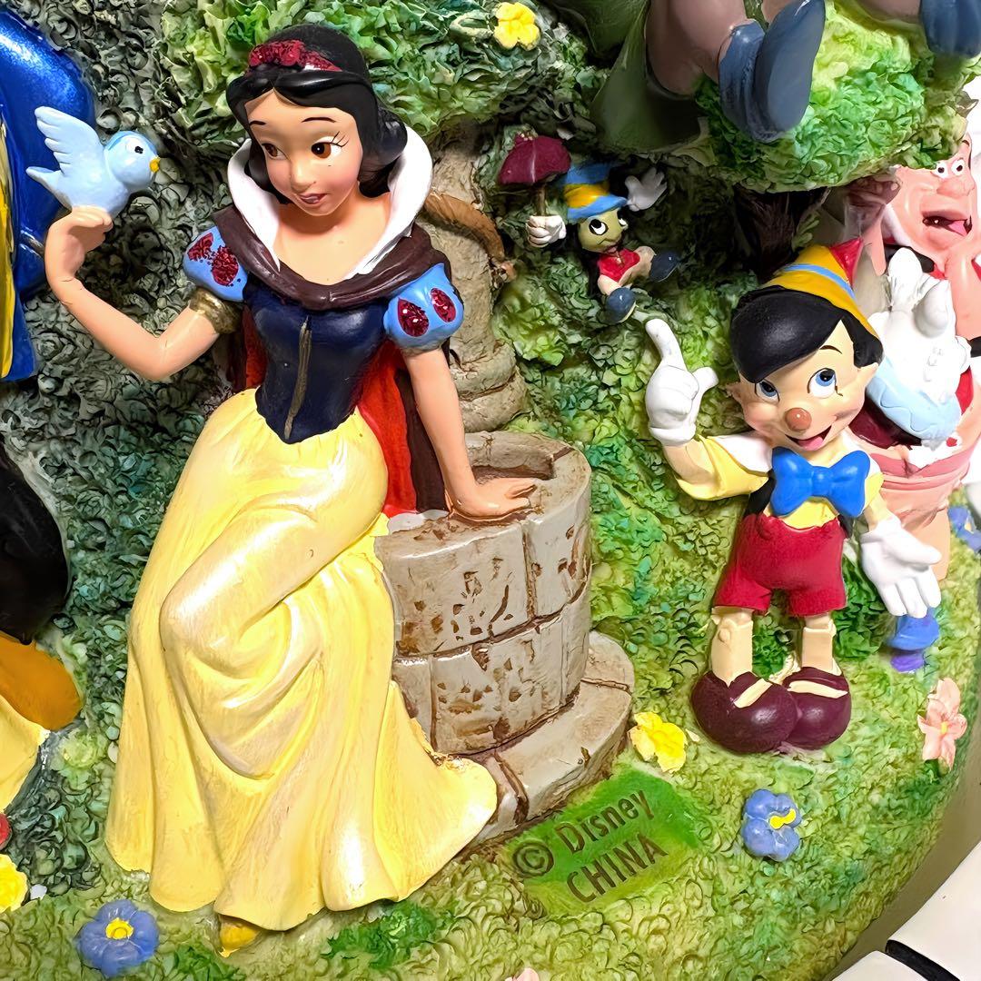 ウォルトディズニー限定 オルゴール付きスノードーム