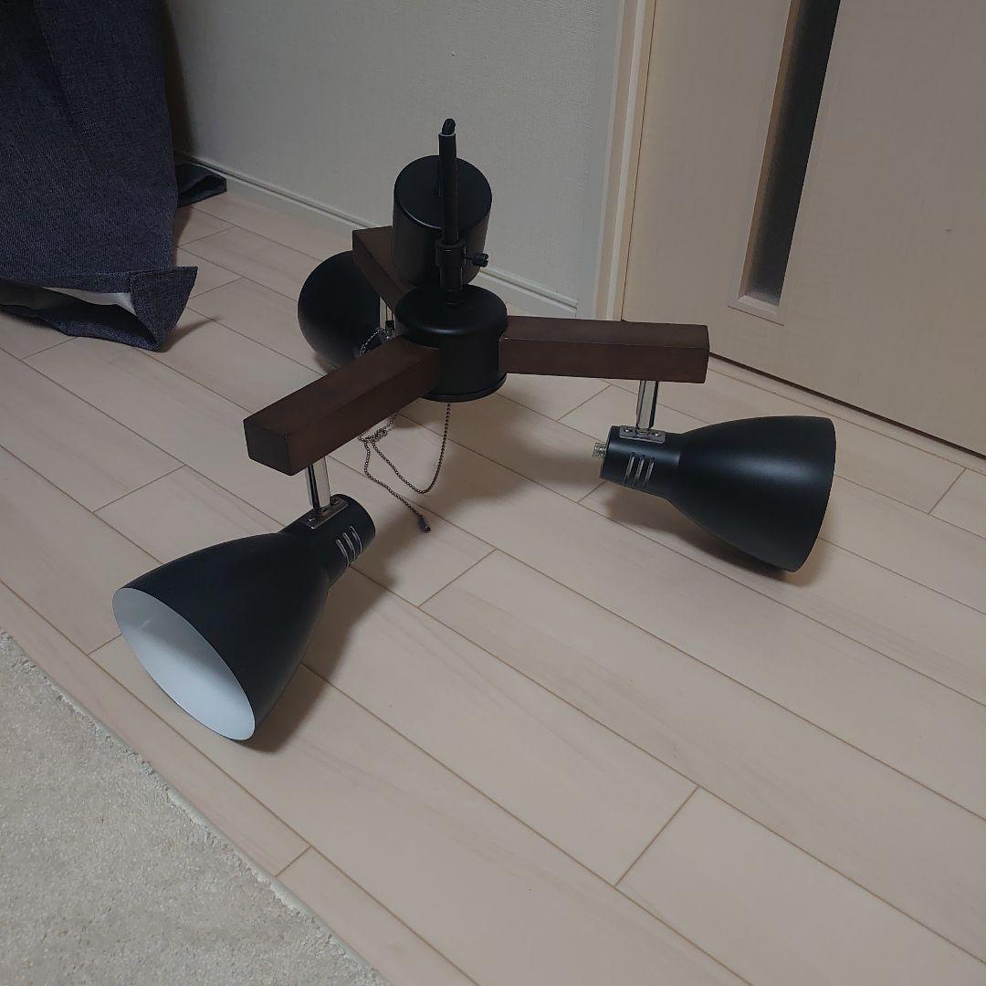 モダン 3灯シーリングライト 黒 木目調