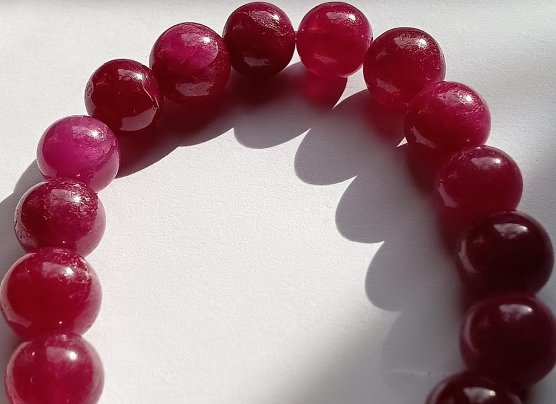 トリ―テッドルビー天然石8mmブレス