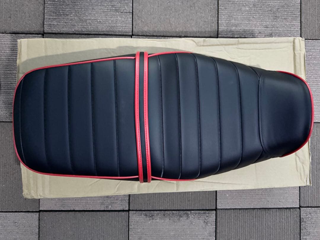 限定値下げ　張り替え後未使用！ZRX400 タックロールシート　黒×赤