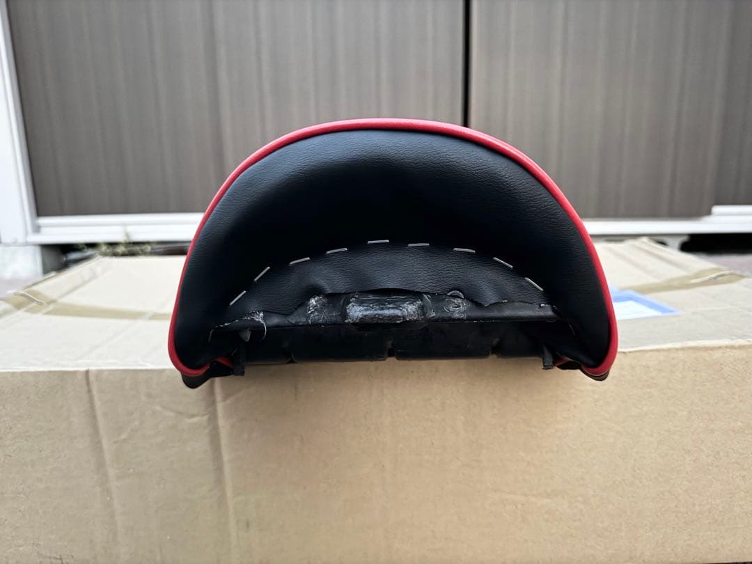 限定値下げ　張り替え後未使用！ZRX400 タックロールシート　黒×赤