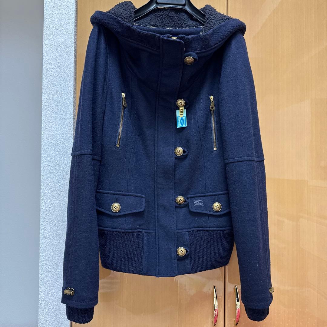 【BURBERRY BLUE LABEL】ブルゾン　フード付　ショート丈