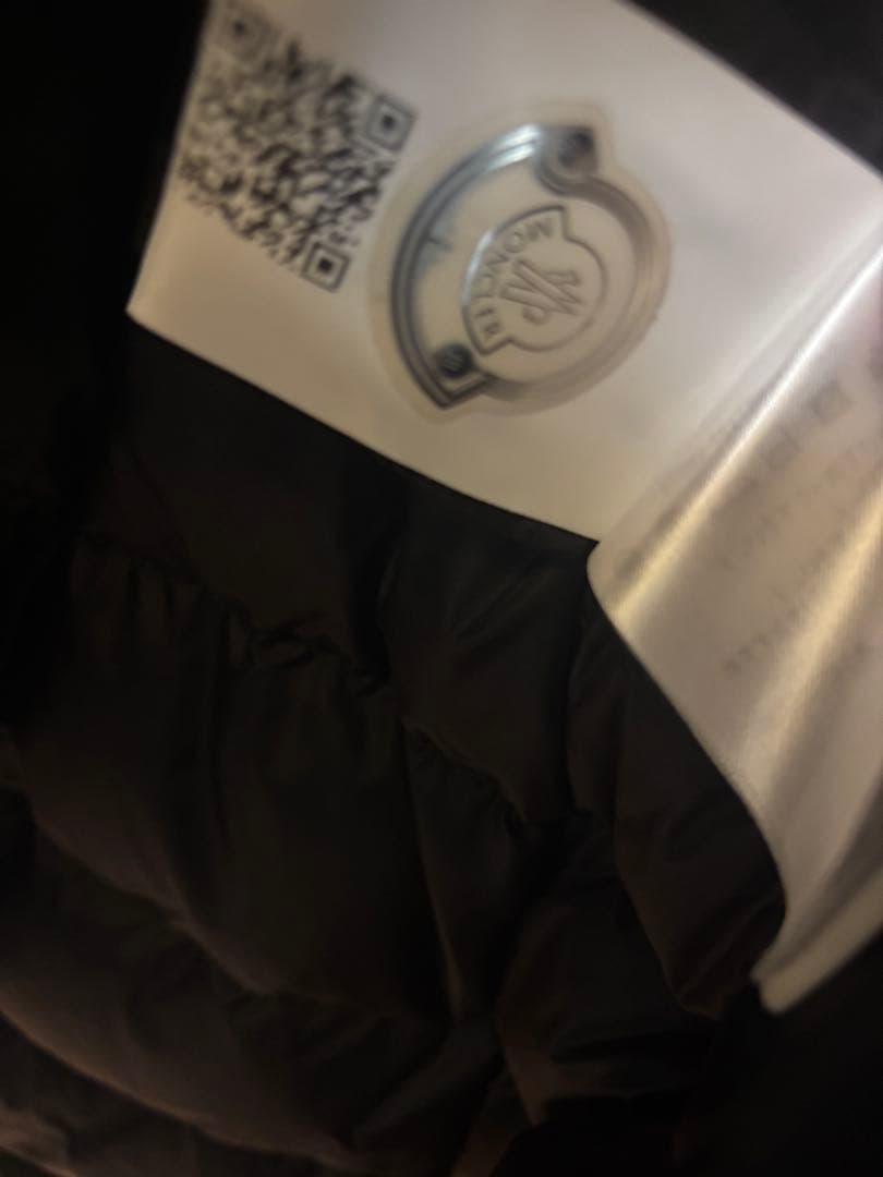 Moncler レディース　ダウン