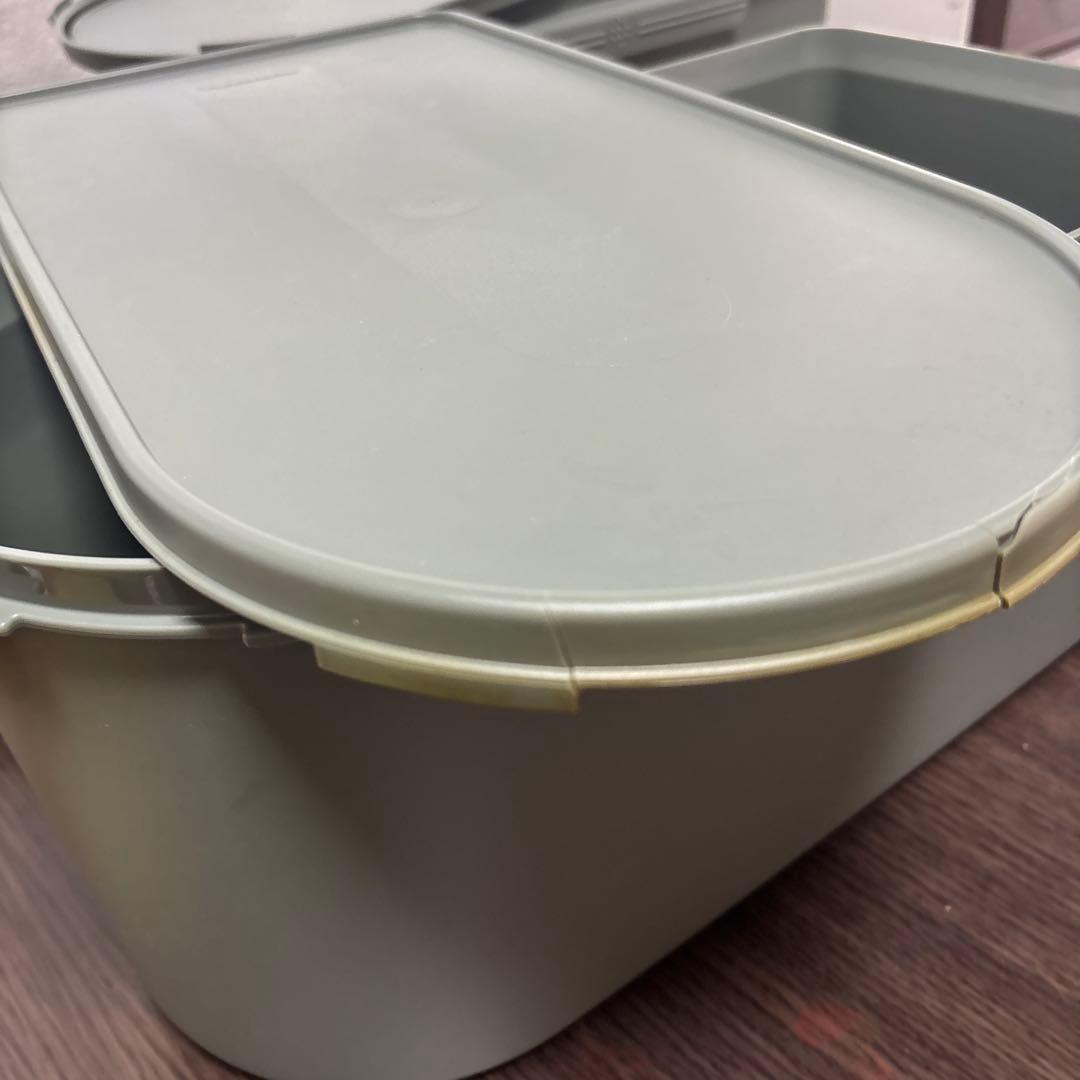 Tupperware タッパーウェア　キッチンキーパー　ハーフ2個セット