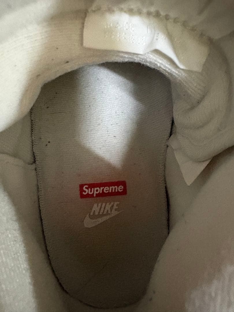 NIKE Supreme Air Force 1ハイカット