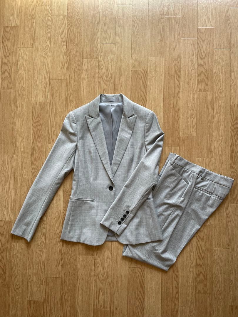 【未使用】theory luxeライトグレーSサイズ スーツ上下セット