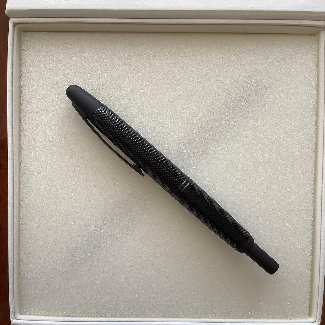 [限定品] パイロット万年筆 キャップレス リンクブラック F(細字)