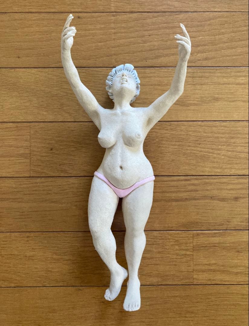 一点物 女性の立体オブジェ（ビキニ） 芸術品