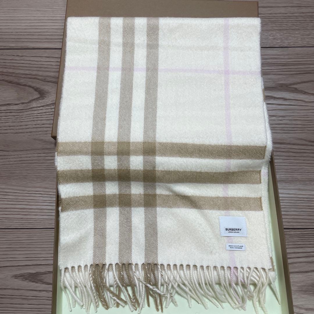 BURBERRY アイボリー チェック柄マフラー