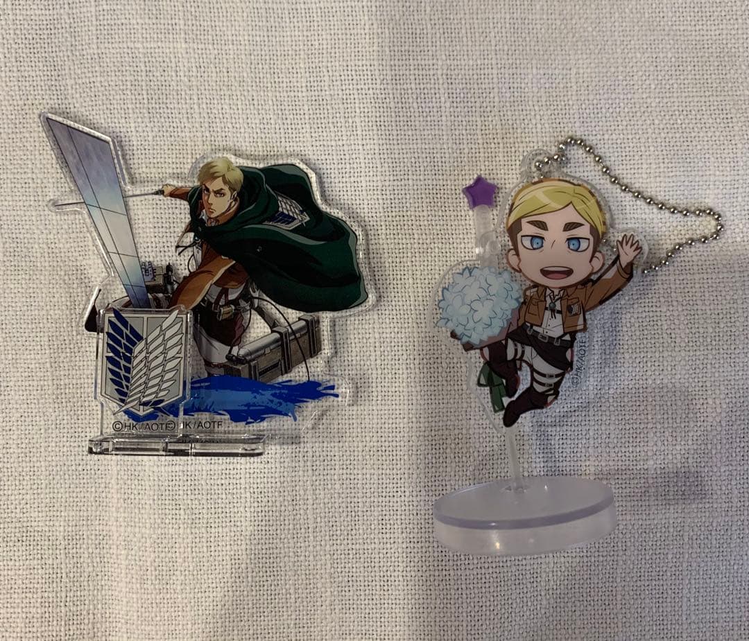 進撃の巨人　エルヴィン　グッズセット