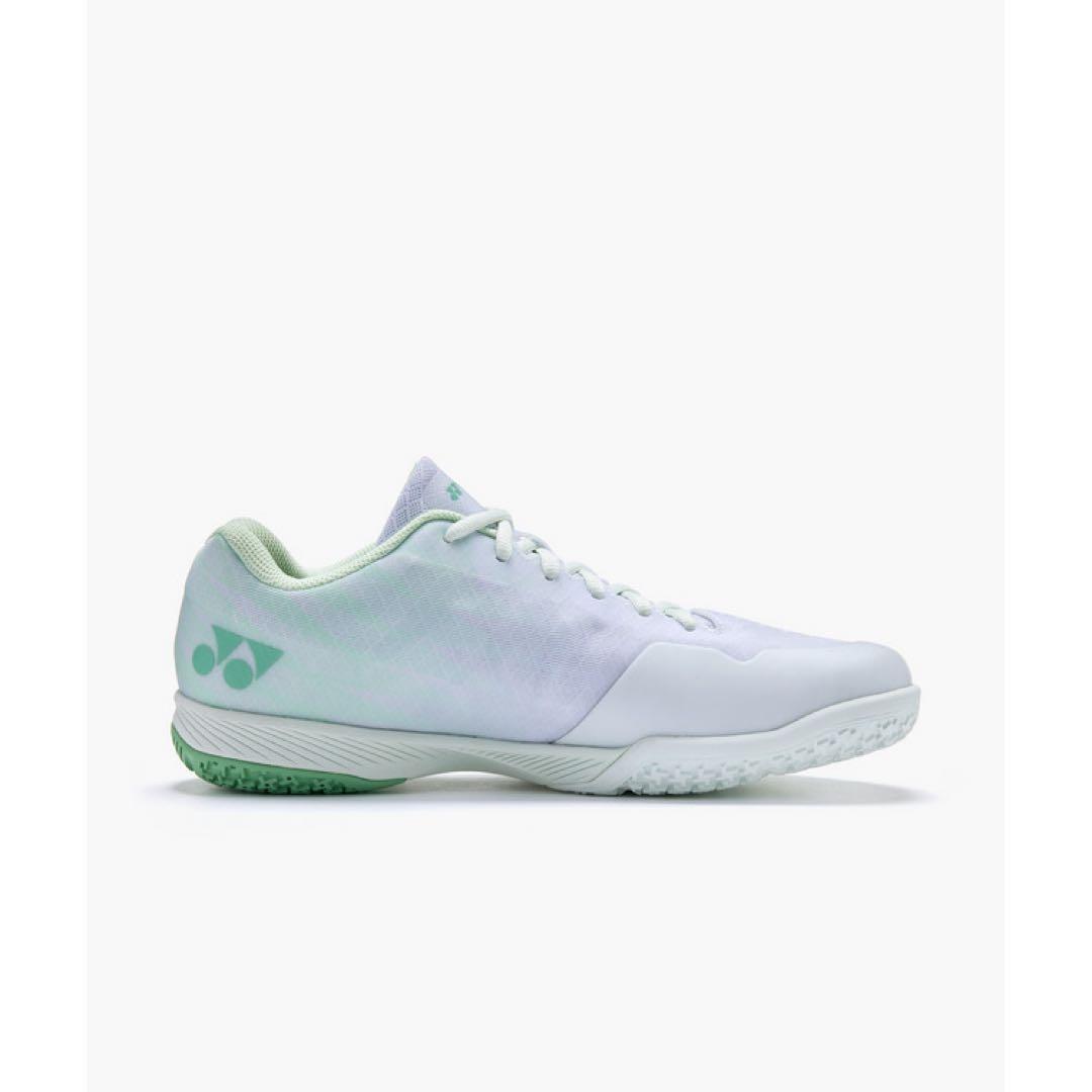 25.5㎝　エアラスワイド　新品未使用　YONEX 　バドミントン　シューズ