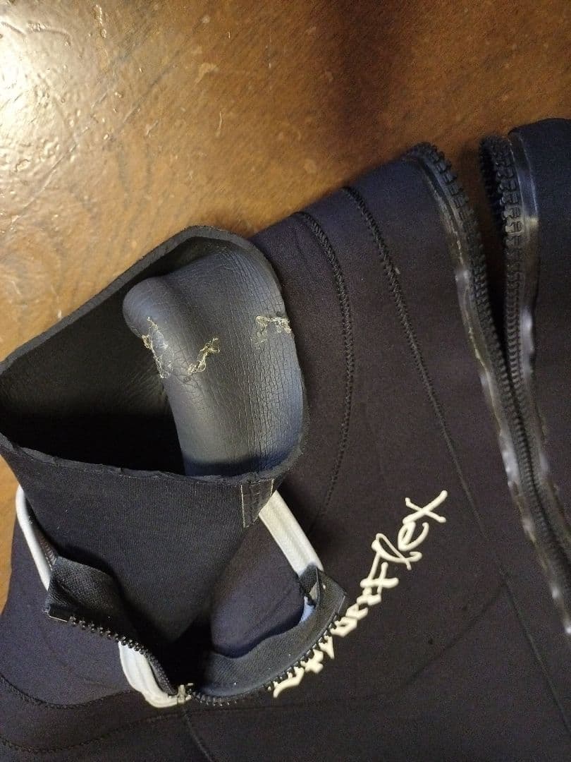 ドライスーツ　MLサイズ　ジェットスキー　ウェークボード　カヤック　〜175cm