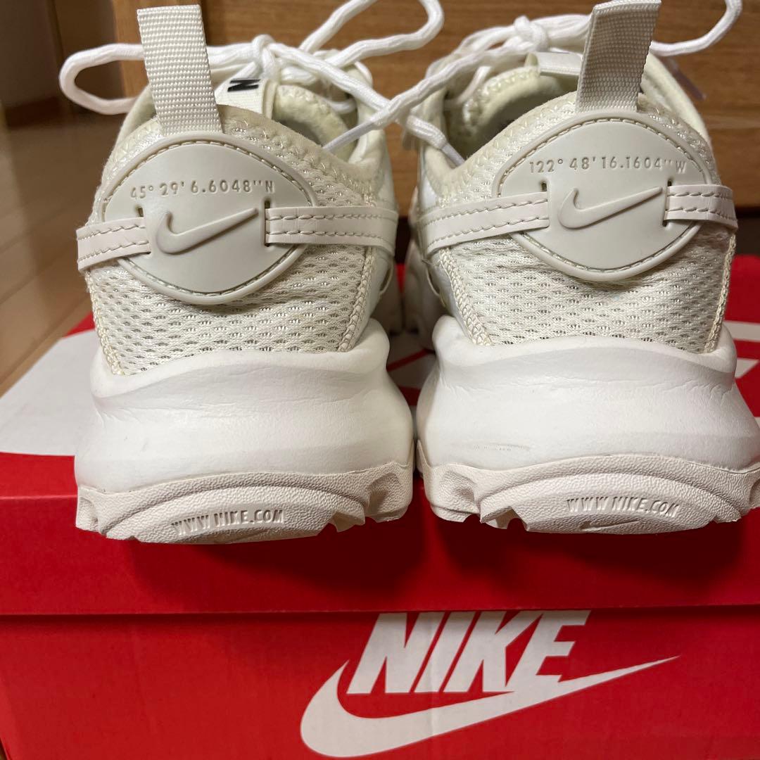 靴 NIKE TC7900 24cm