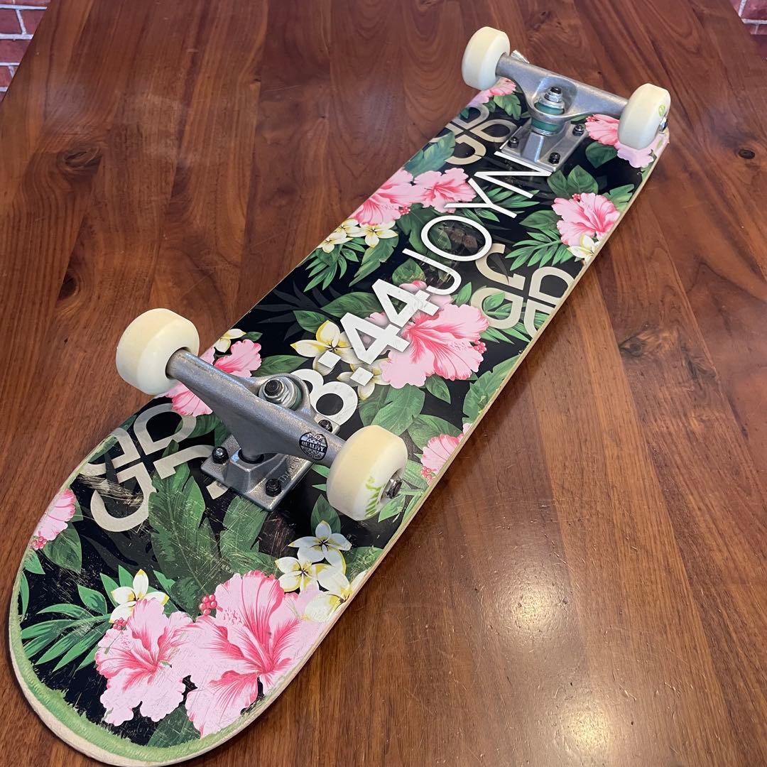 スリーウェザー　JOYNT スケートボード　スケボー　コンプリート　7.75