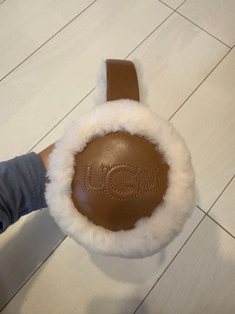 UGG イヤーマフ イヤホン内蔵