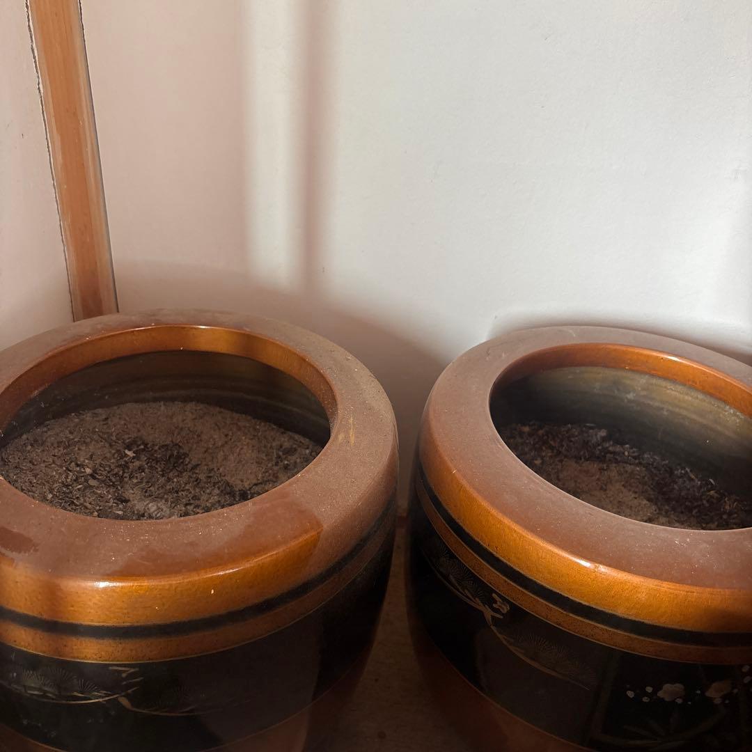 火鉢 ２個セット 松竹梅文様 陶器製 茶褐色 金彩手描き 古民具 金魚鉢 睡蓮鉢