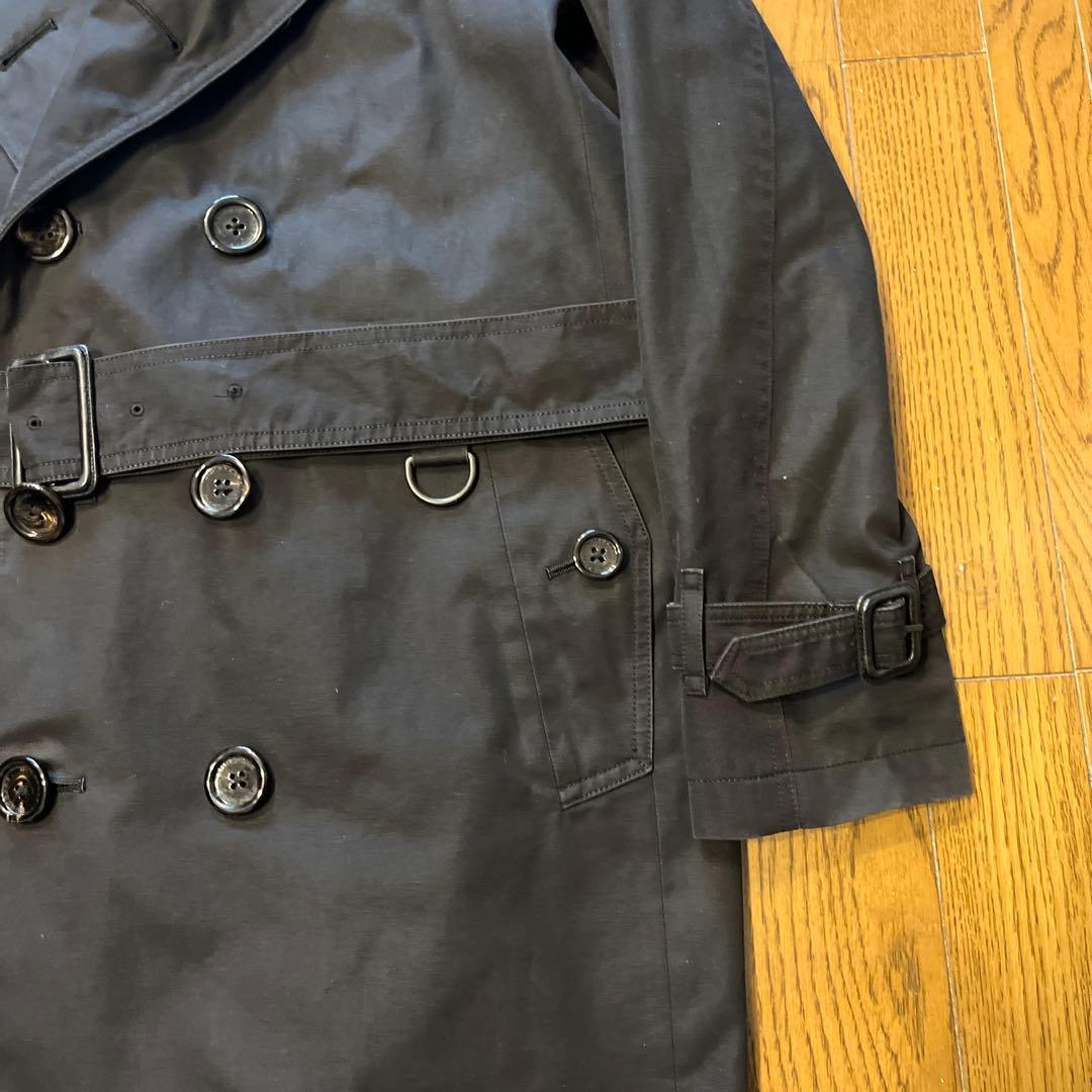 Burberryブラックトレンチコート