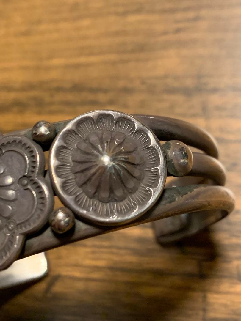 バングル アーティスト作品 レア エディソンサンディスミス