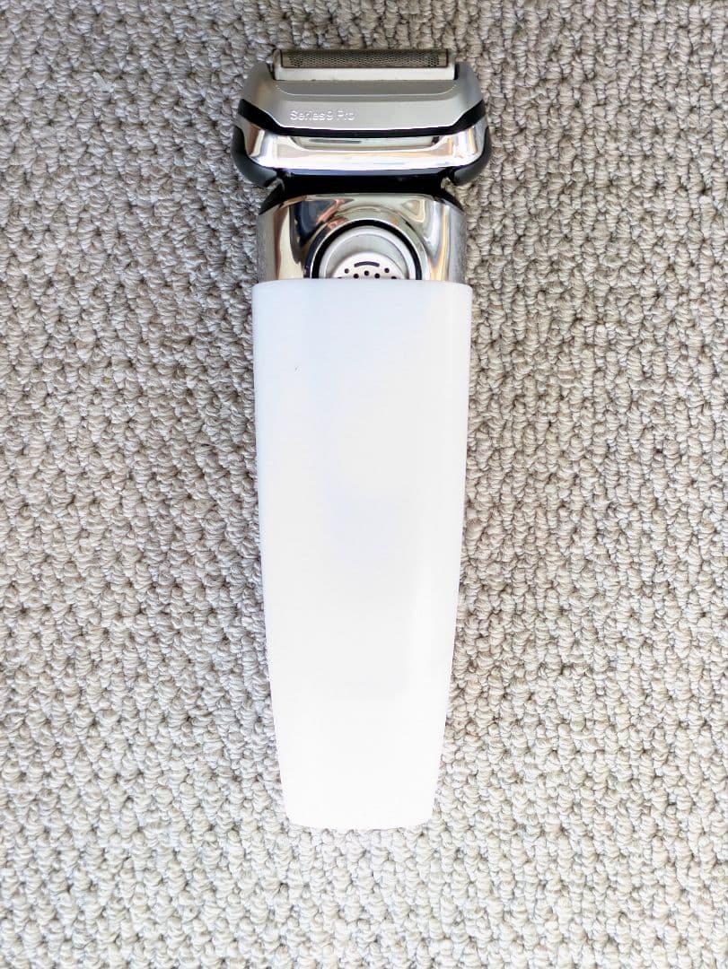 BRAUN　ブラウン シリーズS9 洗浄機付電気シェーバー
