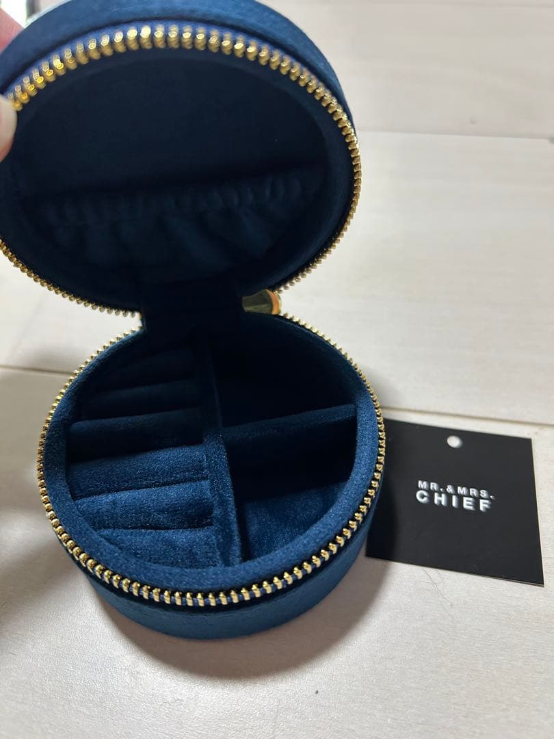 新品　MR.＆MRS.CHIEF ジュエリーケース　トイプードル　ネイビー