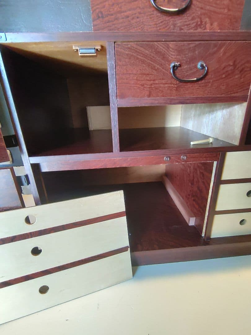 隠し収納あり！骨董品　戸棚　引き出し