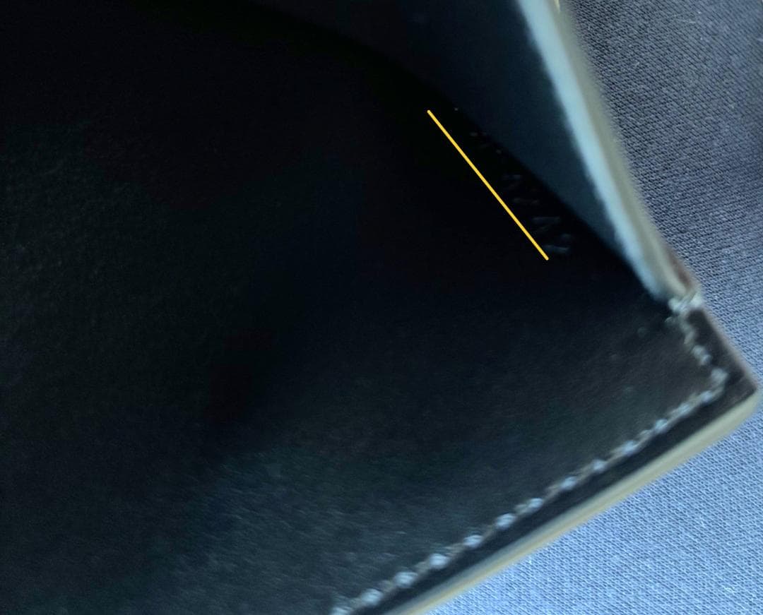 CELINEセリーヌ　スモールトリフォールドウォレット ミニ財布　ブラック