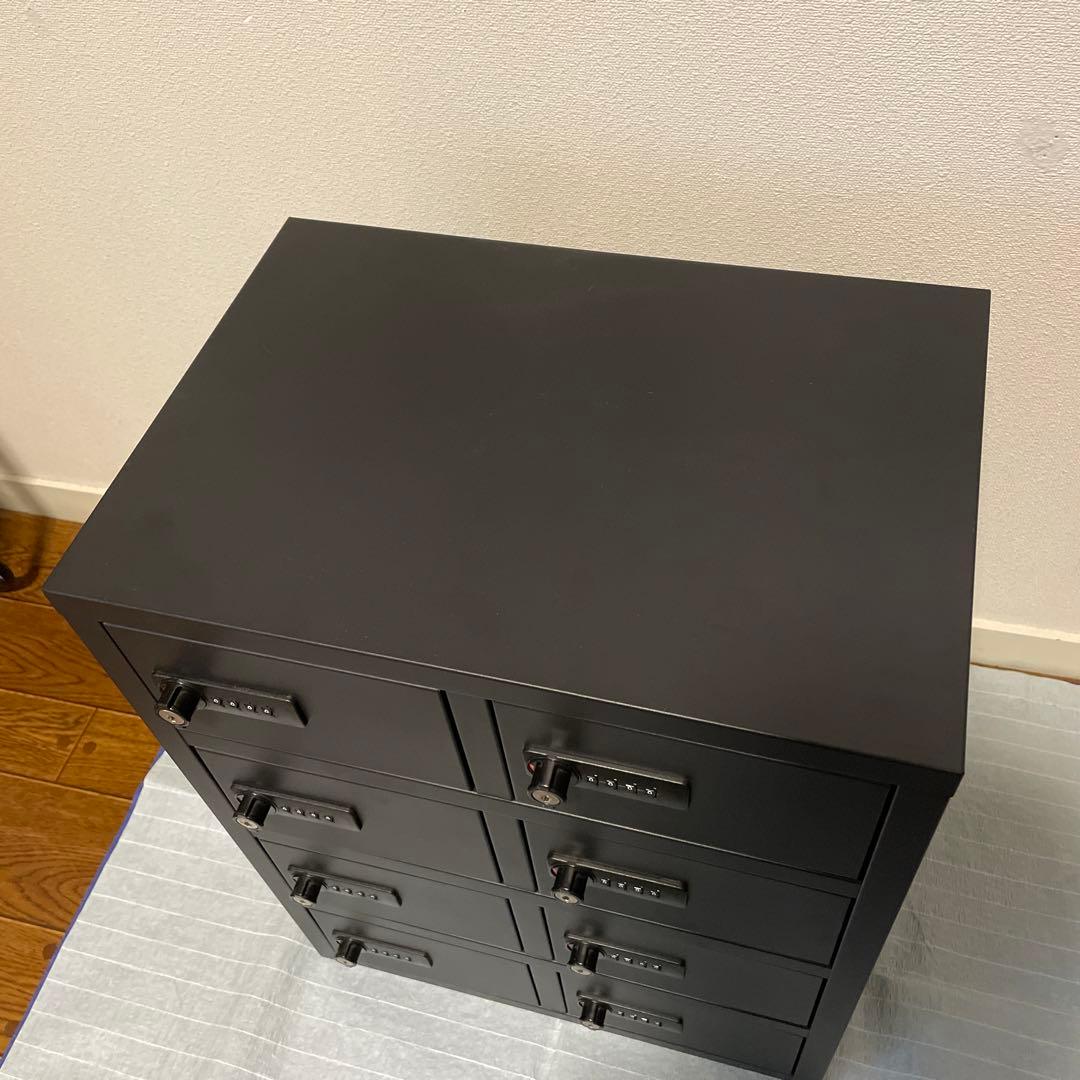 Netforce NSAFE 8人用ダイヤル錠ロッカー　※鍵無し