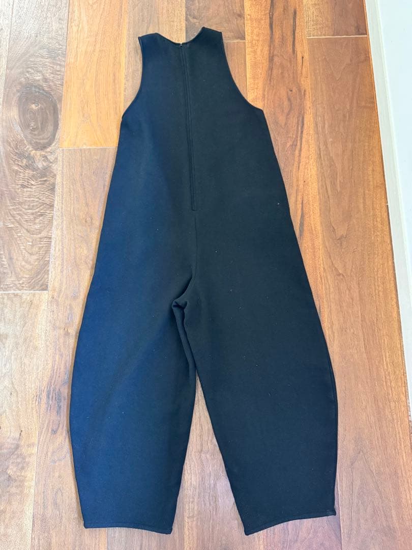 någonstans ブラック ワイドレッグ ジャンプスーツ S