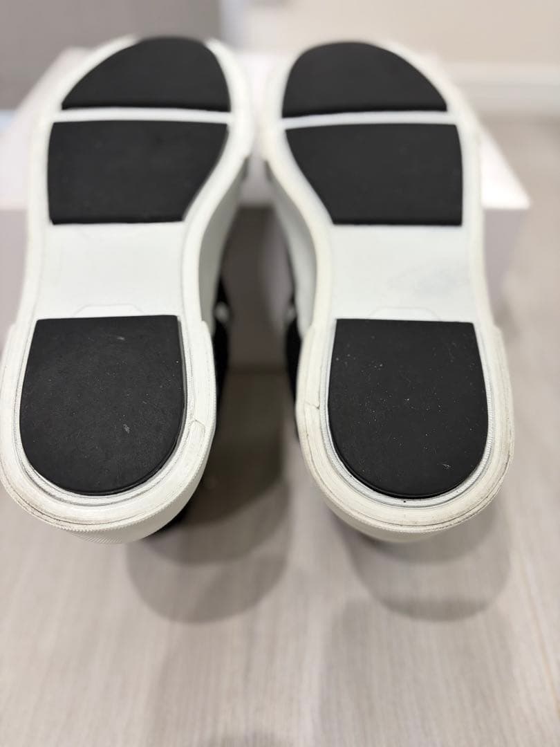 Wトゥカップ　スニーカー　JULIUS