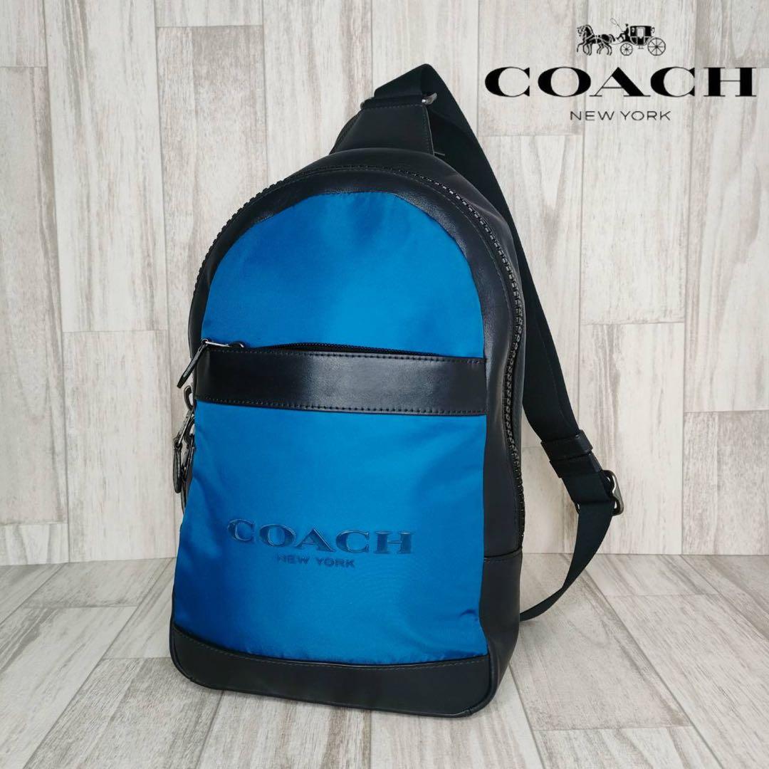 45 COACH コーチ　ボディーバッグ