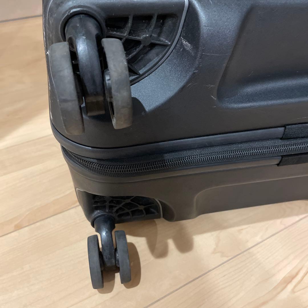 サムソナイト スーツケース ヌオン スピナー キャリーケース