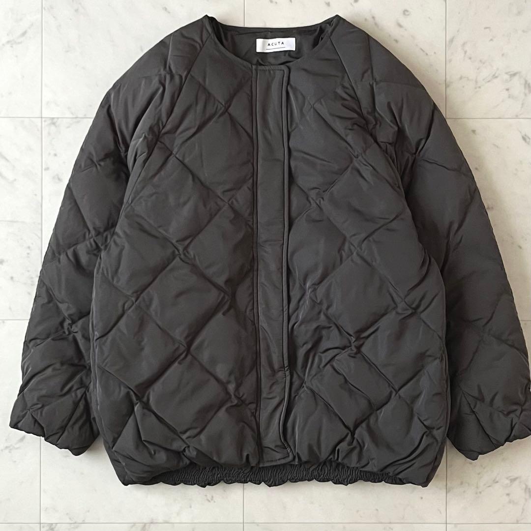 極美品＊アーバンリサーチ コクーンキルティングダウン カーキグレー系 acuta