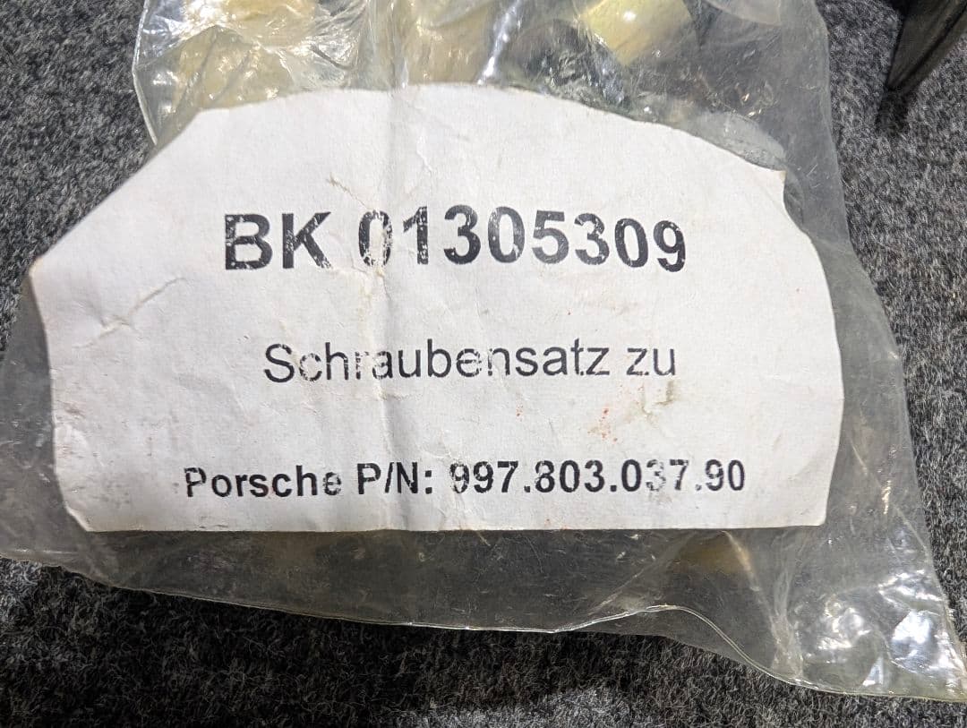 PORSCHE ポルシェ 911 997 GT3RS 車載 消火器