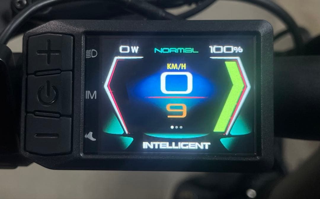 MATE-EVO fushion Ado air 大型カラーディスプレイモニター