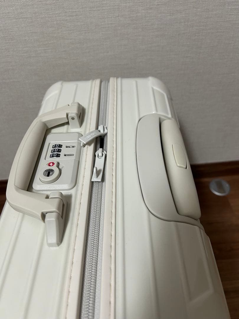 よ*こ様 未使用　リモワ　ユナイテッドアローズ別注　ECRU 32L
